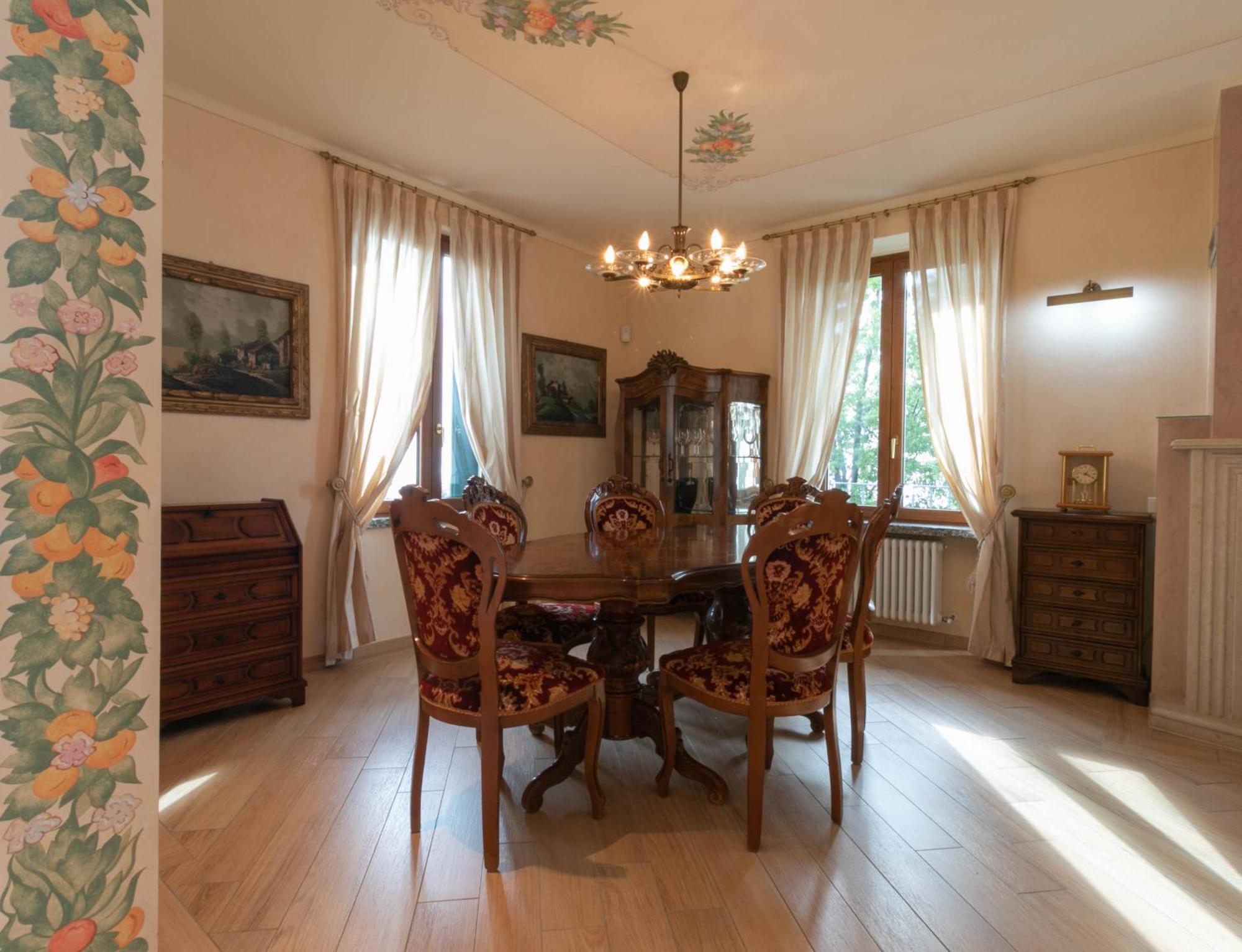 Villa Olcio - Al Lago Mandello del Lario Bagian luar foto